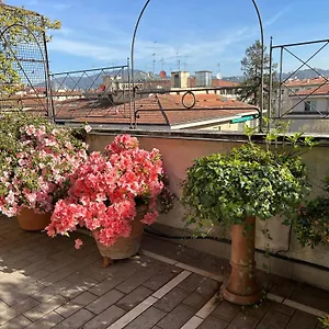 https://cherubini-florence-residence.it-tuscanyhotel.com